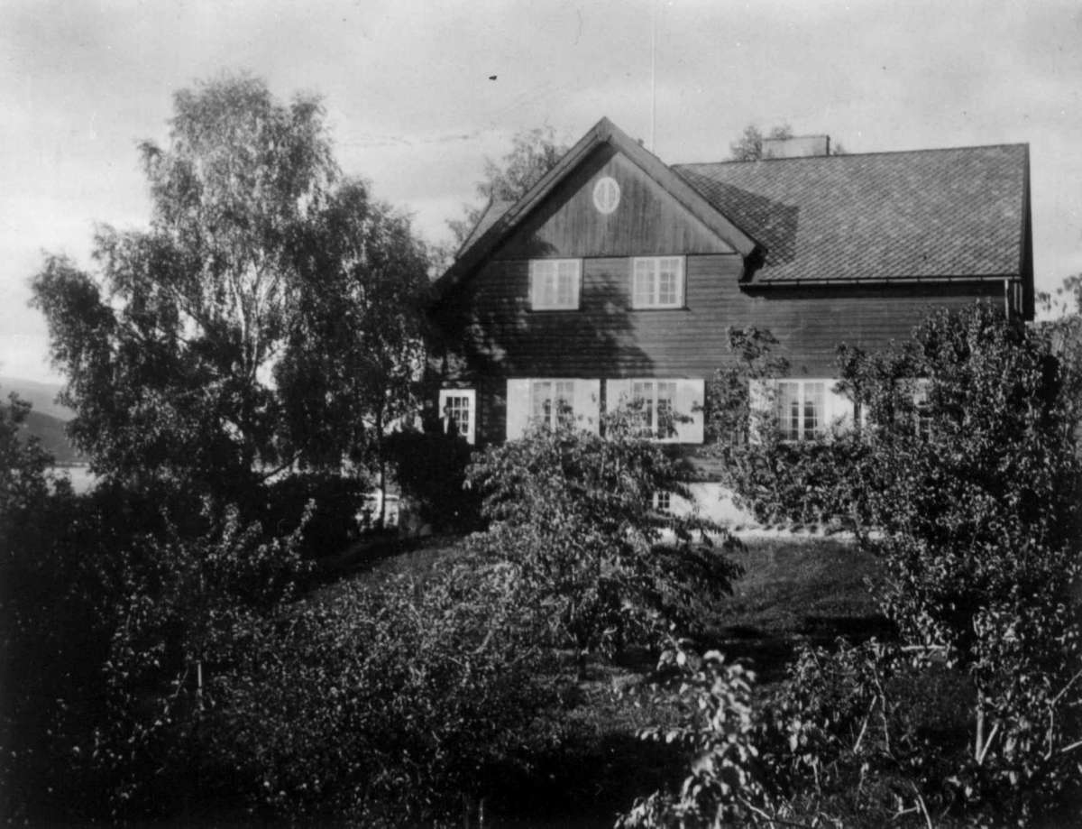 Bolighus i Lillehammer av Arnstein Arneberg i 1911. Norsk