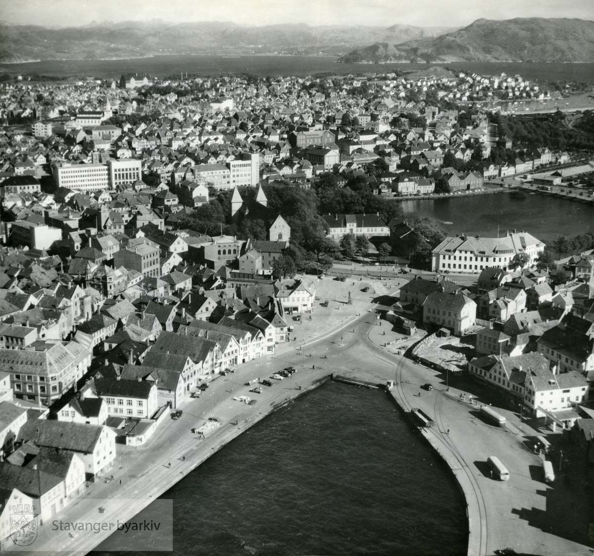 Flyfoto Av Stavanger Sentrum Mot Sør øst Stavanger Byarkiv Digitaltmuseum 