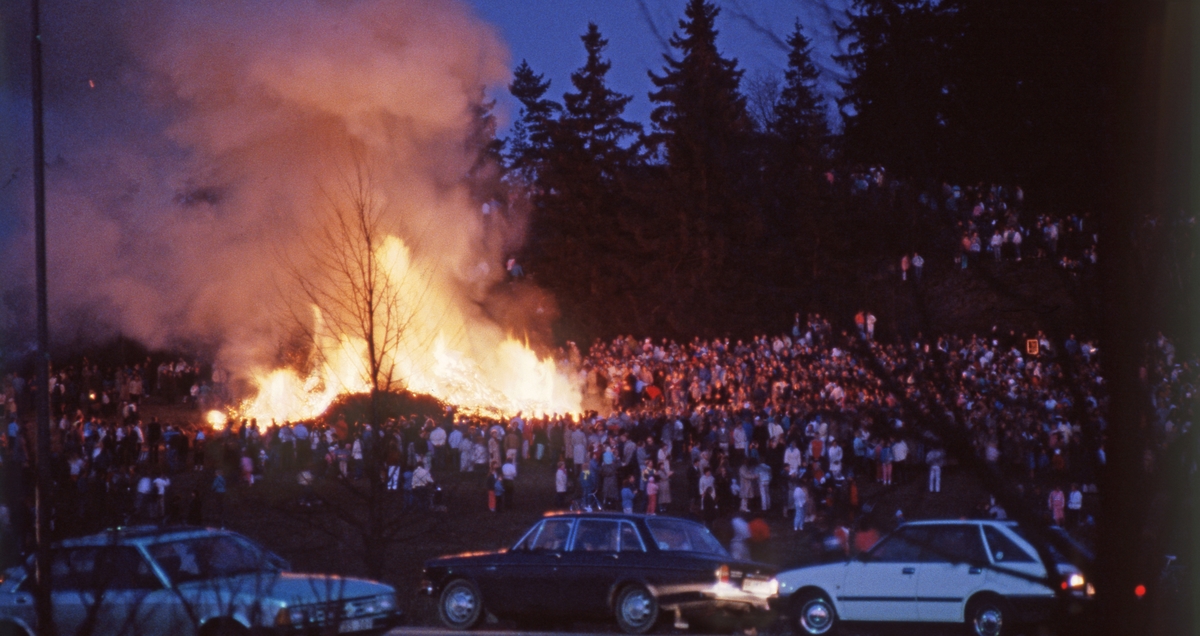 Valborg i Linköping år 1975. - Bild Linköping / DigitaltMuseum